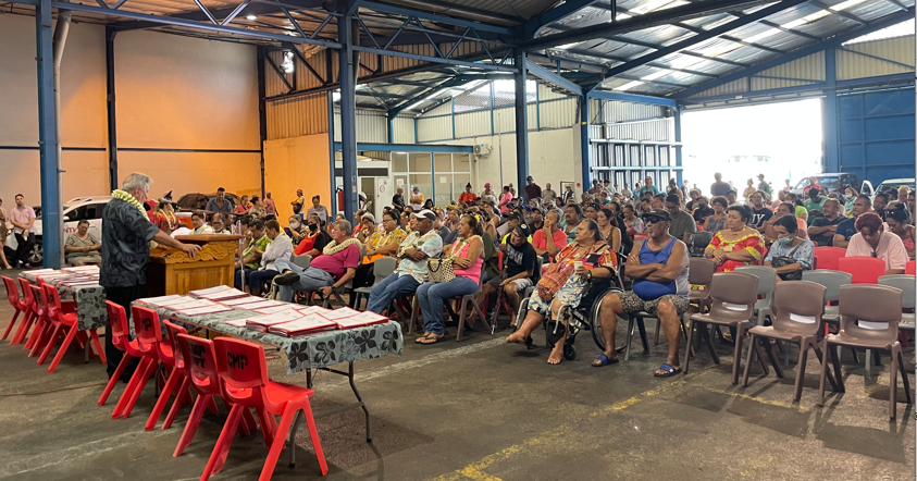 REMISE DE BONS D'AIDE EN MATÉRIAUX A 207 FAMILLES POLYNÉSIENNES